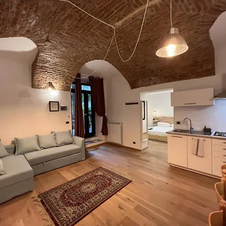 The Brick - Host By Traveller's Nest Turin